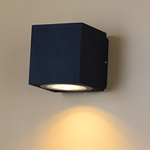 Applique murale LED 10W IP65 noir 3000K 90×90×105 mm