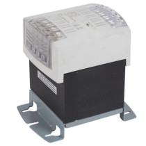 Transformateur de commande et sécurité à connexion à vis primaire 230V à 400V et secondaire 24V~ - 1000VA